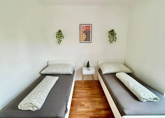 Lejlighed Modern Spacious With Free Parking *